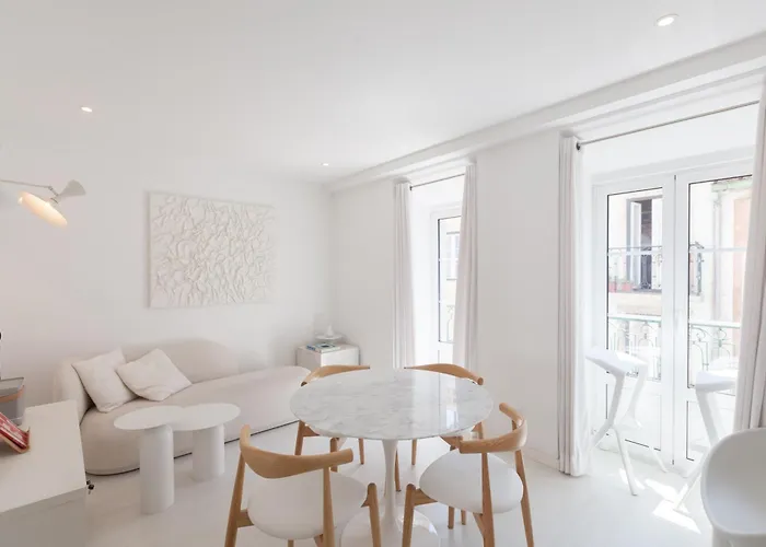 Flh Portas Do Sol White Design Flat